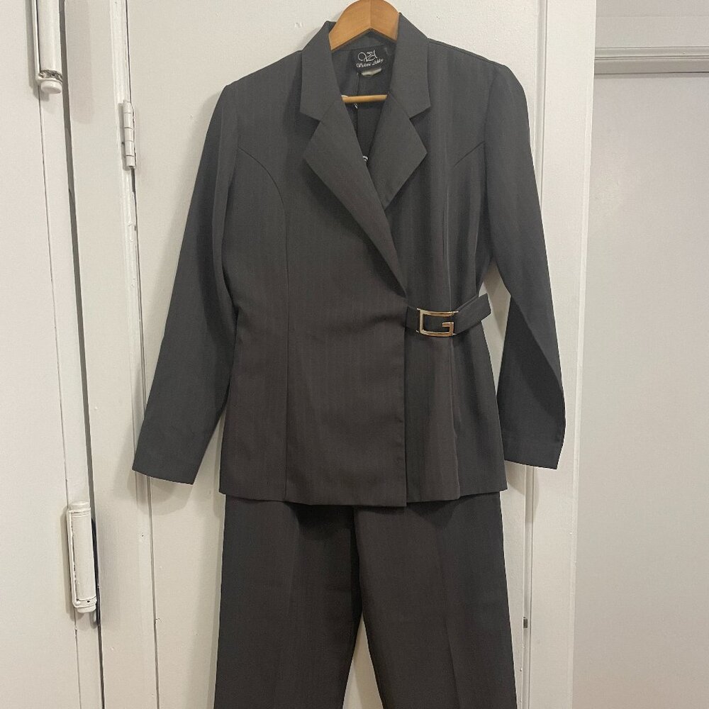 Vintage Ashley Victoria pinstriped suit set / blazer jacket + trousers